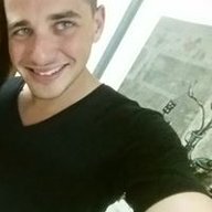 רועי אנגל