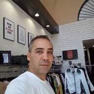 רוניס